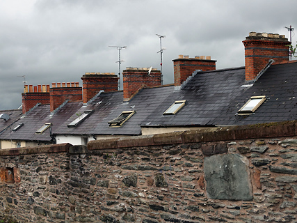 (London)derry, foto vanaf de muur