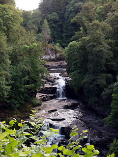 waterval bij New Lanark Mill hotel